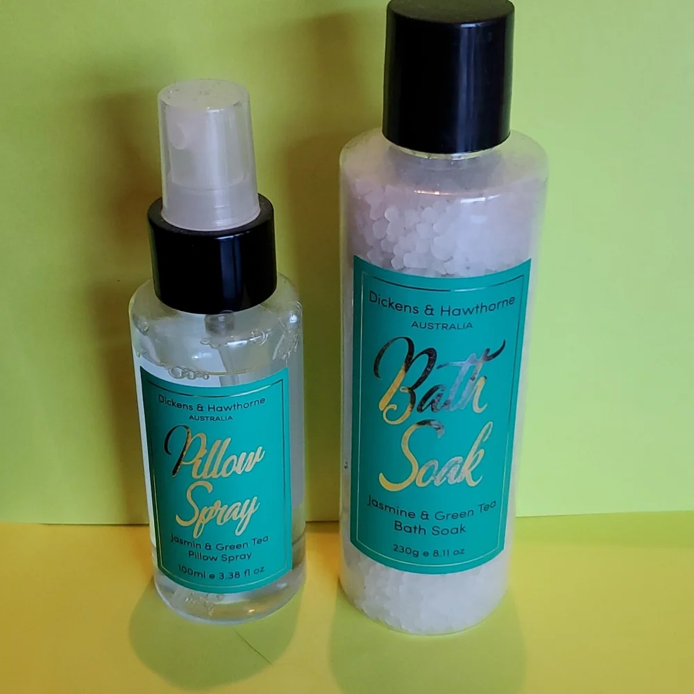 NEW Dickens & Hawthorne bath soak and pillow spray NEW